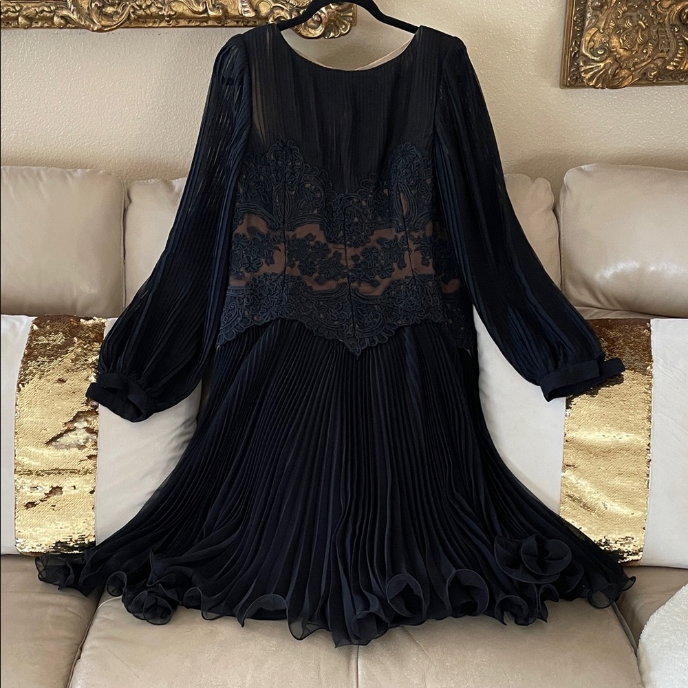 Travilla I.Magnin Vtg.Elegant Black Pleated Dress with Lace Detail Bodice - Picture 2 of 16